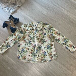 Flowy and flowery button down!